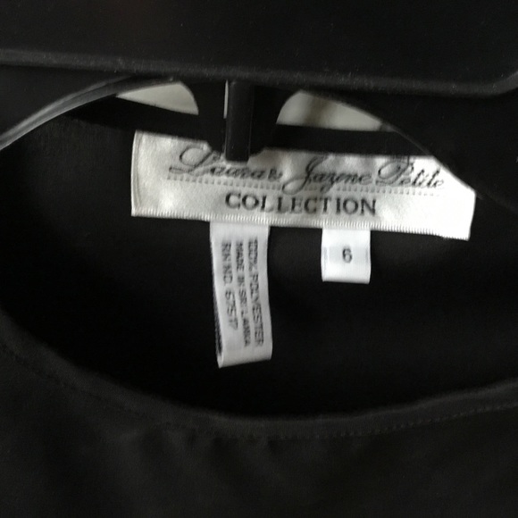 Black Blouse by Laura & Jayne Petite Collection - Picture 2 of 2